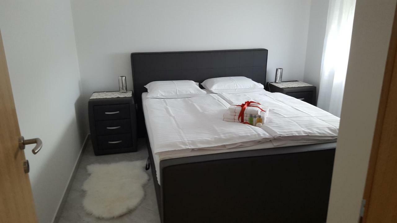 Villa Marija Vir Zewnętrze zdjęcie